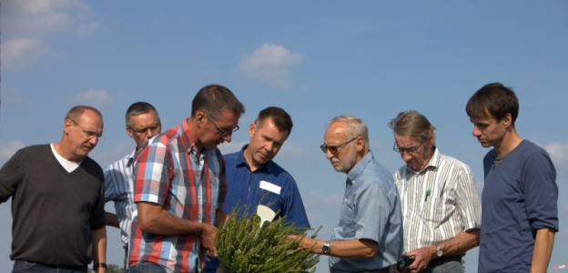 Züchtungsausschuss vereinbart Zusammenarbeit mit dem Pflanzenschutzamt Niedersachsen